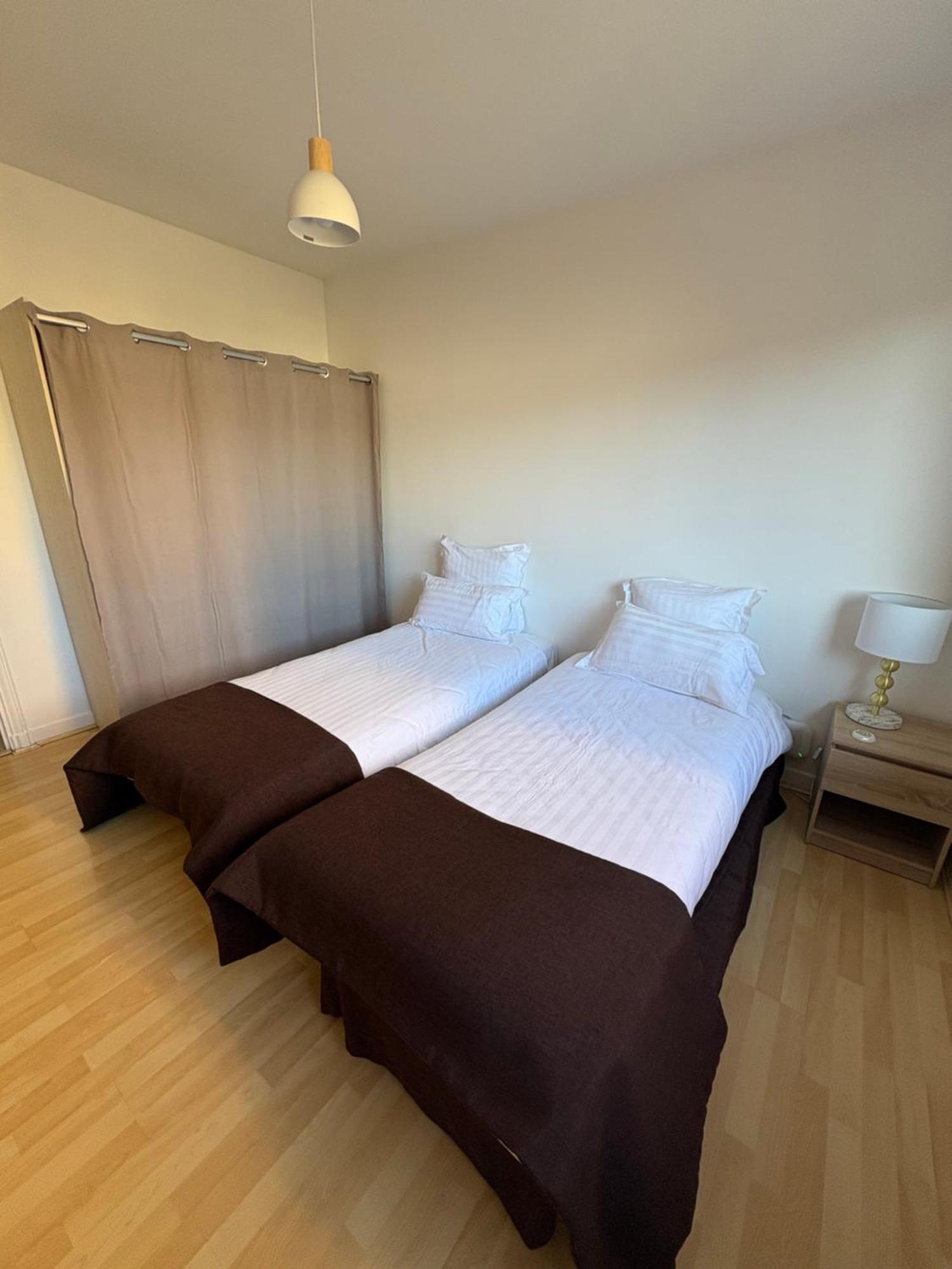 Cit'Hotel Le Chris'Tel Hotel Et Restaurant Le Puy-en-Velay Dış mekan fotoğraf