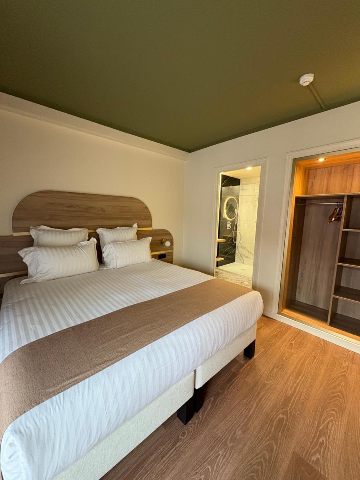 Cit'Hotel Le Chris'Tel Hotel Et Restaurant Le Puy-en-Velay Dış mekan fotoğraf